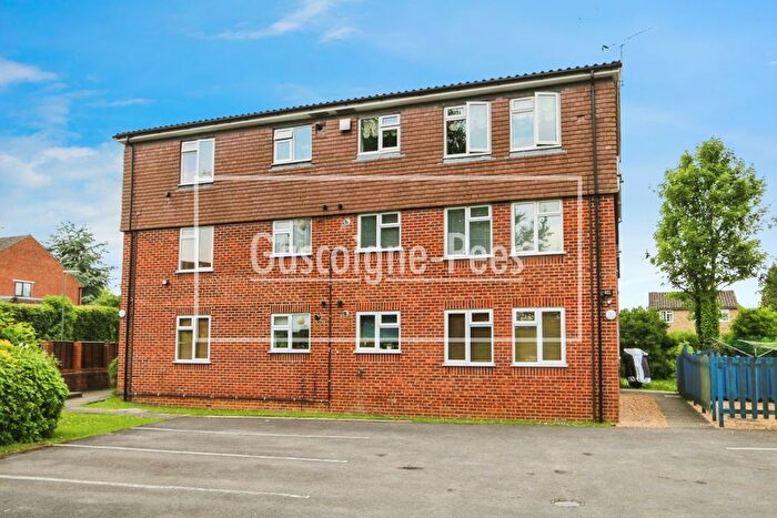 1 Bedroom Property To Rent In Beech Tree Drive, Farnham, GU9