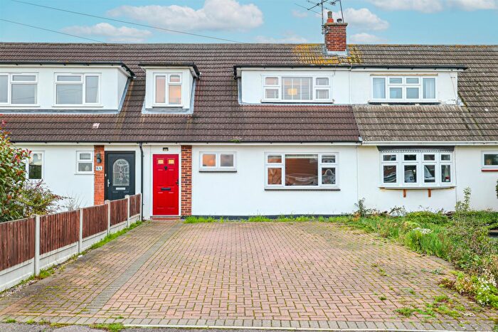 3 Bedroom Terraced House For Sale In , Willow Drive, Rayleigh, Essex, SS6