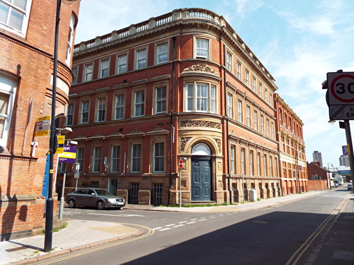 2 Bedroom Property To Rent In Wimbledon House, Leicester, LE1