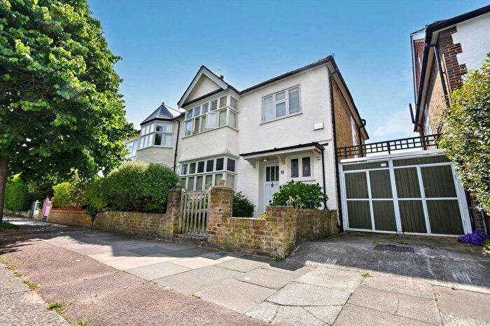 5 Bedroom Semi-Detached House To Rent In Prebend Gardens, Hammersmith, Hammersmith, W6