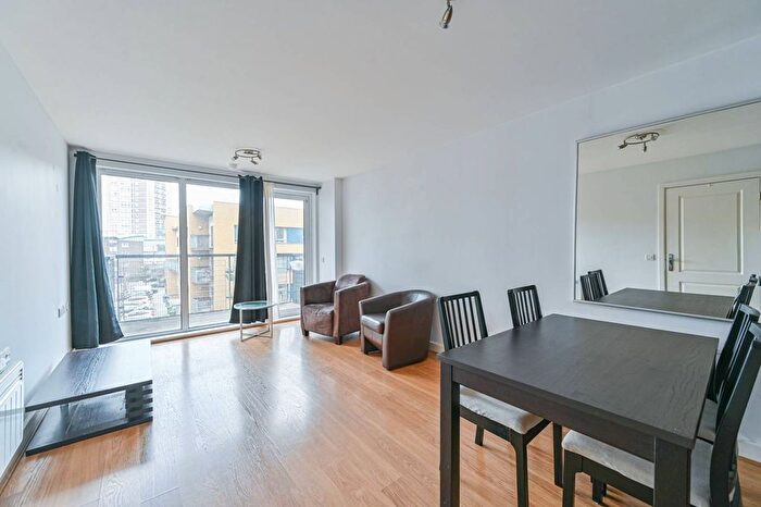 2 Bedroom Flat To Rent In Tarves Way, Greenwich, London, SE10