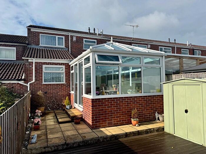 2 Bedroom Terraced House For Sale In Bradfield Close, Mainstone, PL6