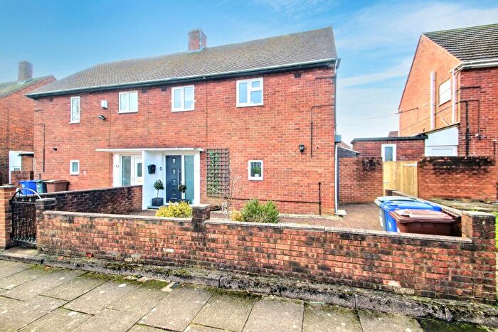 3 Bedroom Semi-Detached House For Sale In Oversley Road, Fegg Hayes, Stoke-on-Trent, ST6