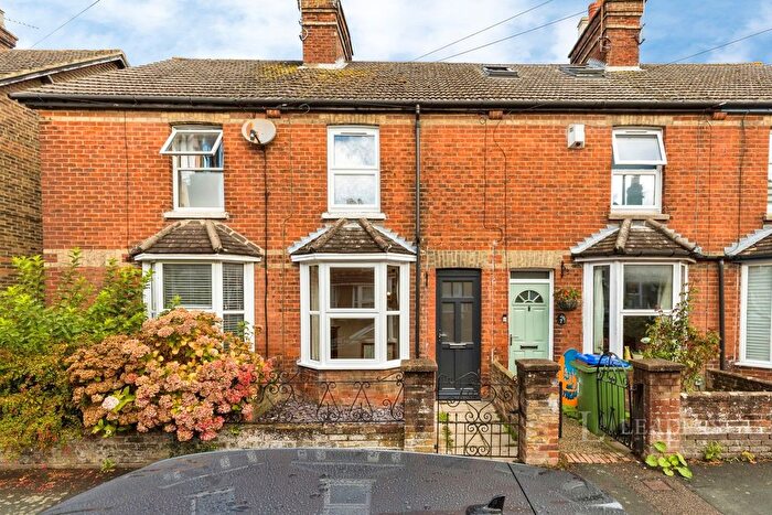 2 Bedroom Property To Rent In Gladstone Road, Horsham, RH12
