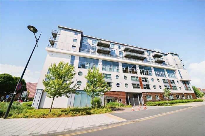 1 Bedroom Flat To Rent In Paramount, Beckhampton Street, Swindon, SN1