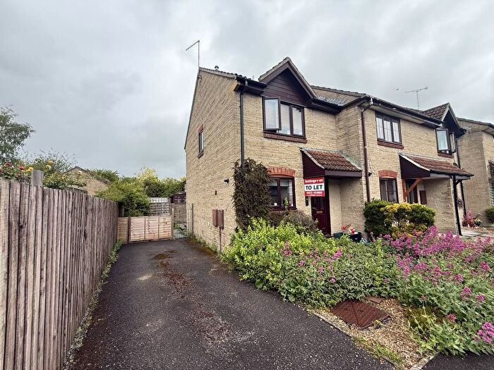 2 Bedroom Property To Rent In Priory Mead, Bruton, Somerset, BA10