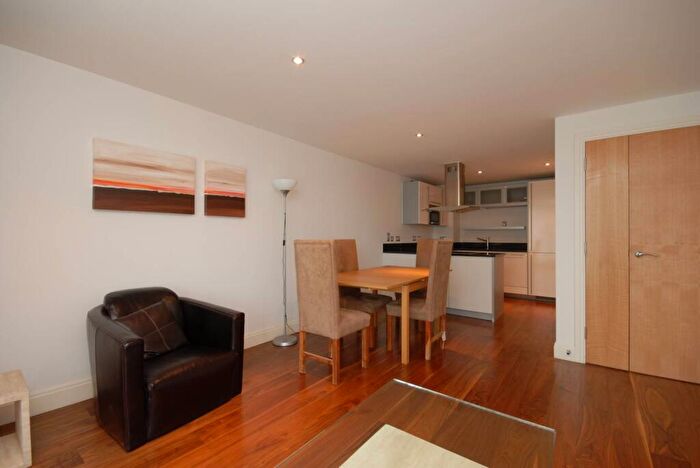 1 Bedroom Flat To Rent In Winchester Road, Swiss Cottage, London, NW3