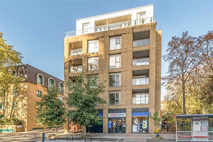 3 Bedroom Flat For Sale In Murphy Street, Waterloo, SE1