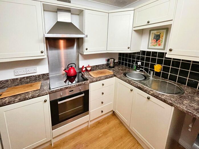 2 Bedroom Retirement Property For Sale In Queens Park House, Queens Park View, Chester, Cheshire, CH4