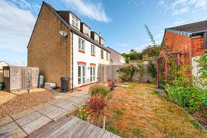 3 Bedroom Semi-Detached House For Sale In Cherry Tree Road, Axminster, EX13