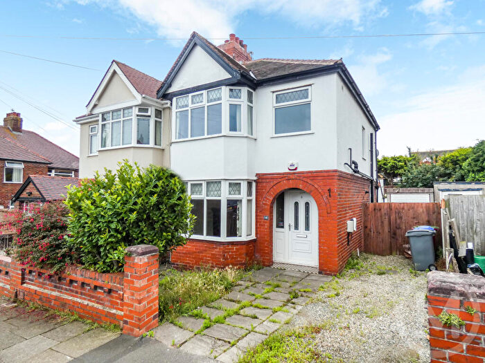 3 Bedroom Semi-Detached House For Sale In Bromsgrove Avenue, Blackpool, Lancashire, FY2