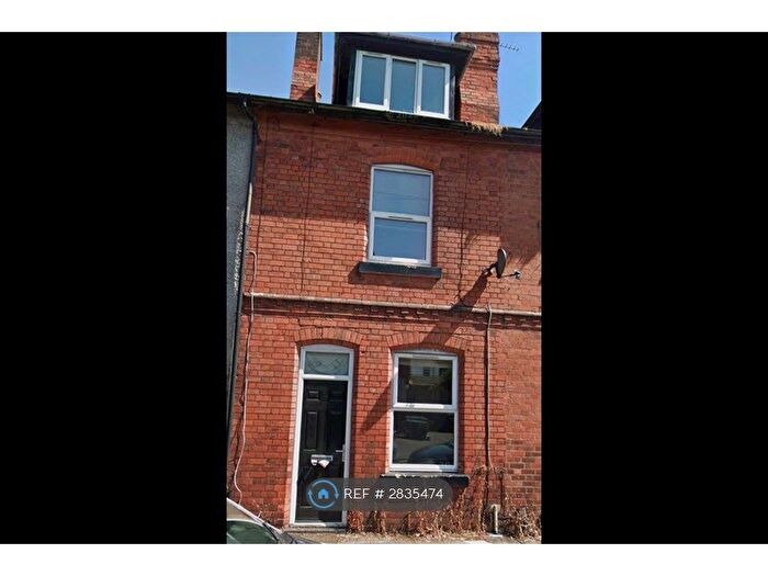3 Bedroom Terraced House To Rent In Leonard St, Nottingham, NG6