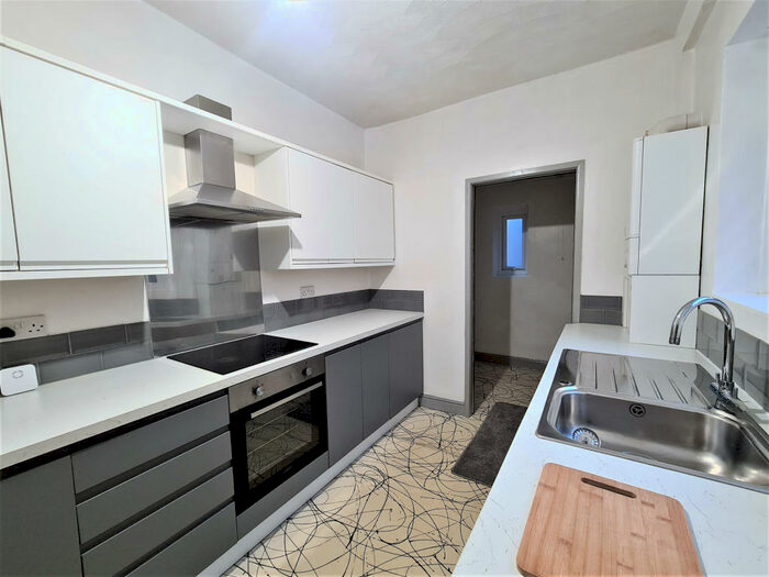 1 Bedroom Flat To Rent In Holstein Street, Preston, PR1