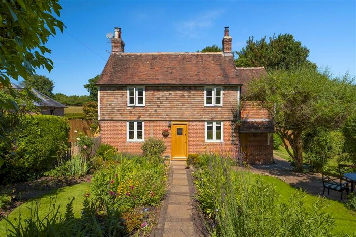 3 Bedroom Detached House For Sale In Garlinge Cottage, Garlinge Green, CT4