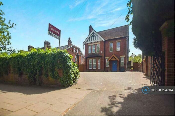 1 Bedroom Flat To Rent In Clapham Road, Bedford, MK41