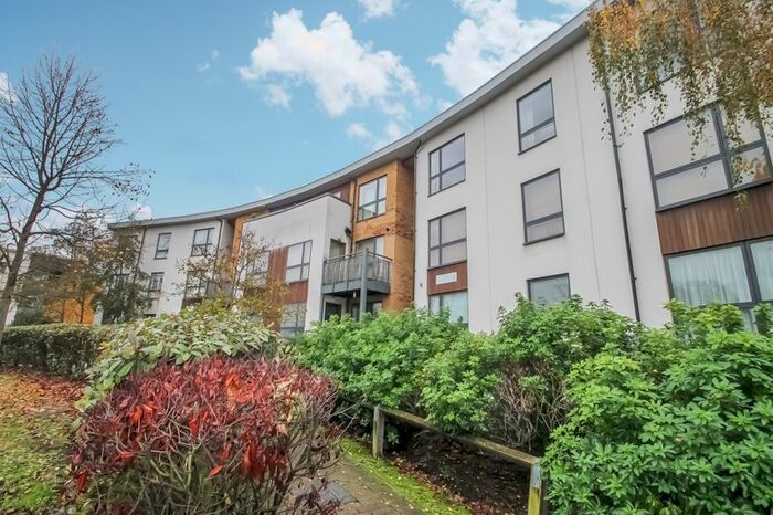 1 Bedroom Flat To Rent In Broadmead Road, Northolt, UB5