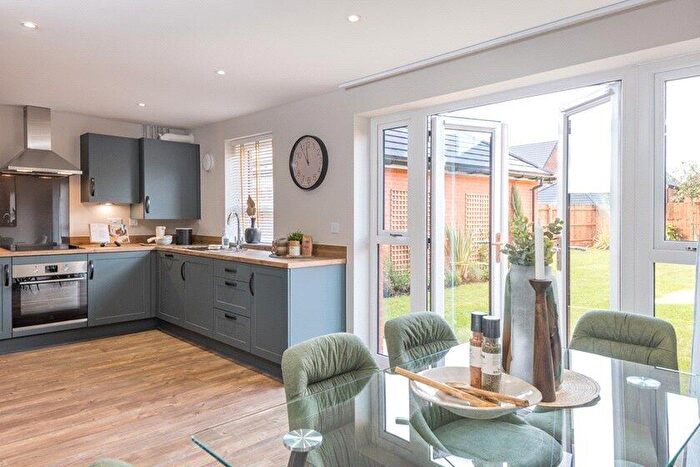 4 Bedroom Detached House For Sale In Redwing Road, Burnley, Lancashire, BB11