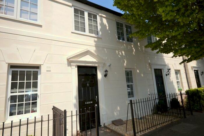 2 Bedroom Terraced House To Rent In Arbour Lane, Chelmsford, CM1