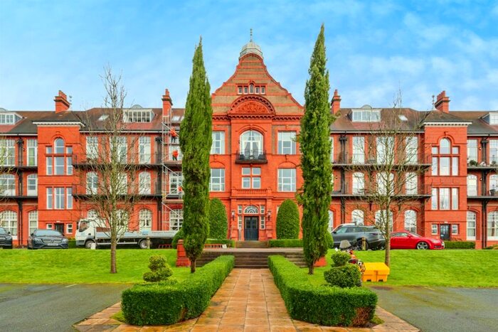 1 Bedroom Flat For Sale In Kingswood Park, Kingswood, Frodsham, WA6