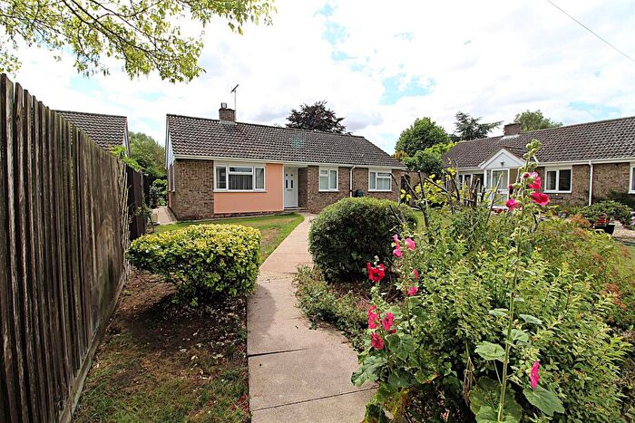 3 Bedroom Detached Bungalow For Sale In Tennis Field, Chevington, Bury St. Edmunds, IP29