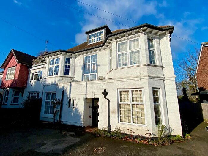 2 Bedroom Flat For Sale In London Lane, Bromley, BR1