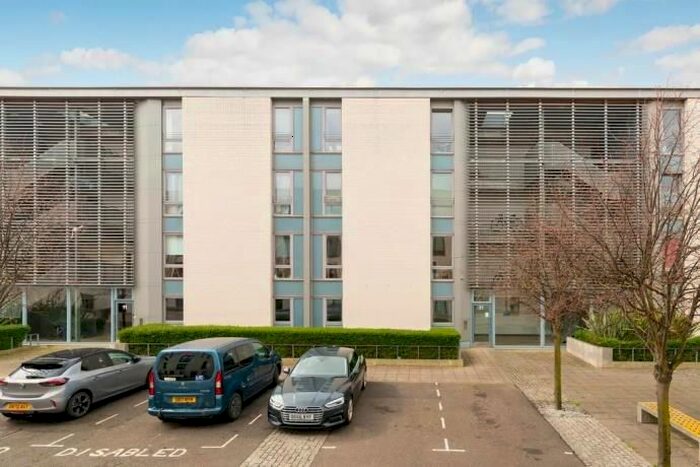 2 Bedroom Flat To Rent In Saltire Street, Edinburgh, EH5