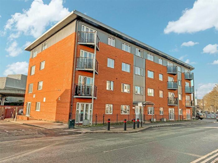 2 Bedroom Flat To Rent In Lower Ford Street, Coventry, CV1