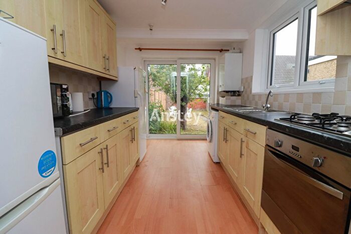 4 Bedroom Terraced House To Rent In Northcote Road, Southampton, Hampshire, SO17