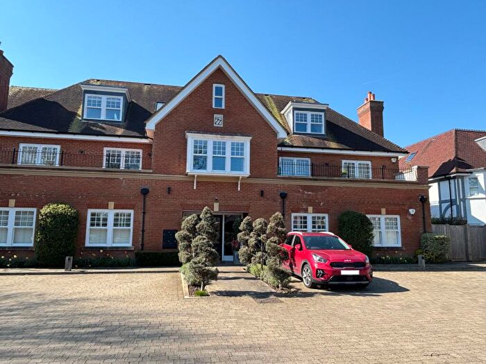 3 Bedroom Flat For Sale In Lavant Road, Chichester, PO19