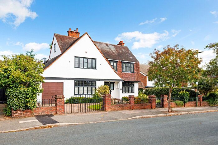 6 Bedroom Detached House For Sale In Kelsey Way, Beckenham, Kent, BR3