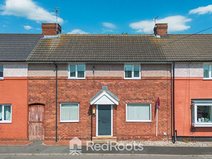 3 Bedroom Terraced House For Sale In Streethouse, Pontefract, West Yorkshire, WF7