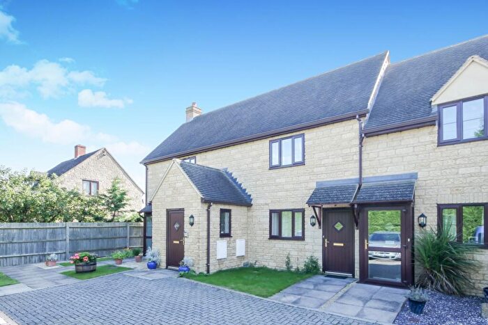 1 Bedroom Apartment To Rent In Brighthampton Court, Standlake, OX29