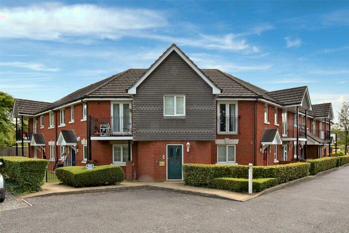 2 Bedroom Apartment To Rent In The Courtyard, Victoria Road, Marlow, Buckinghamshire, SL7