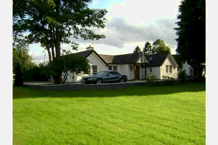 4 Bedroom Detached Bungalow To Rent In Drymen, Glasgow, G63