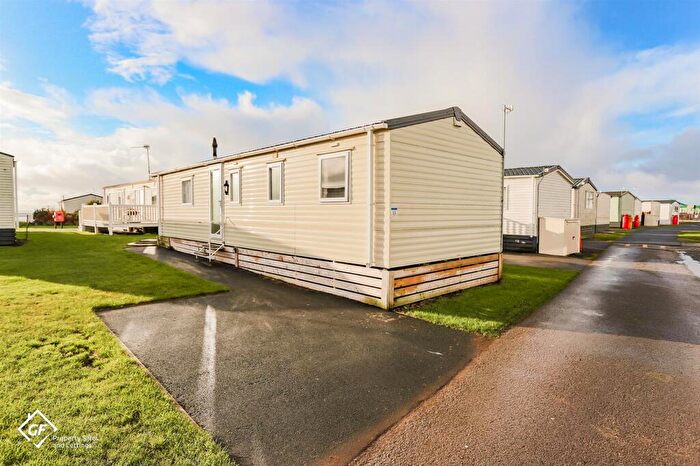 3 Bedroom Park Home For Sale In Moneyclose Lane, Heysham, Morecambe, LA3