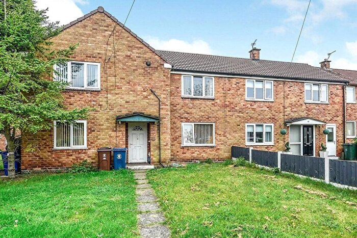 2 Bedroom Flat To Rent In Rose Crescent, Skelmersdale, Lancashire, WN8