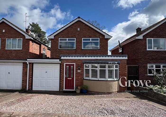 3 Bedroom Link Detached House For Sale In Willow Close, Hagley, Stourbridge, DY9