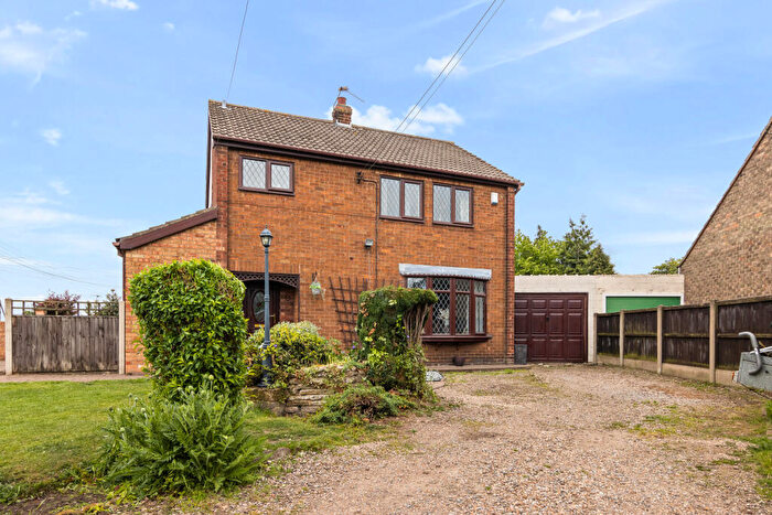 3 Bedroom Detached House For Sale In Beck Lane, Broughton, Brigg, Lincolnshire, DN20