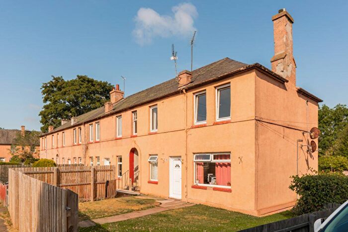 2 Bedroom Flat For Sale In / Stenhouse Crescent, Edinburgh, EH11