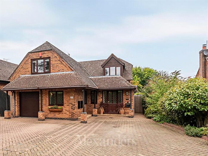 4 Bedroom Detached House For Sale In Newbold Road, Kirkby Mallory, LE9