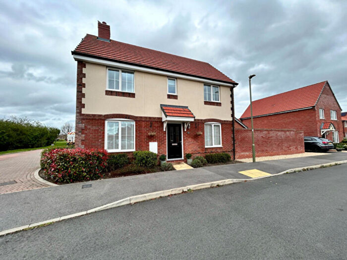 3 Bedroom Detached House For Sale In Buzzard Rise, Didcot, OX11