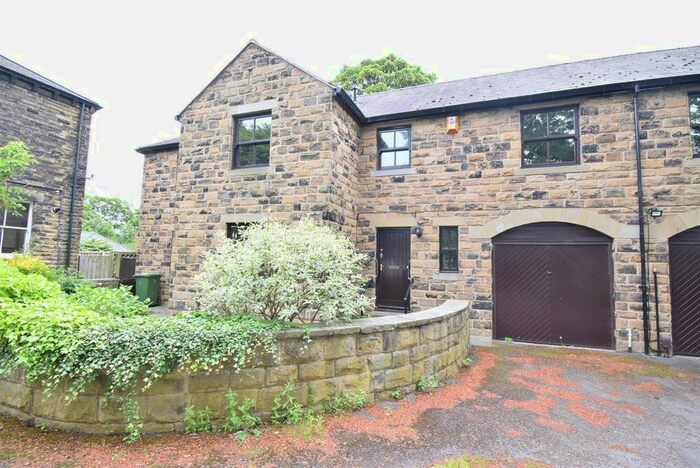 4 Bedroom Property To Rent In Cathedral Close, Wakefield, WF1