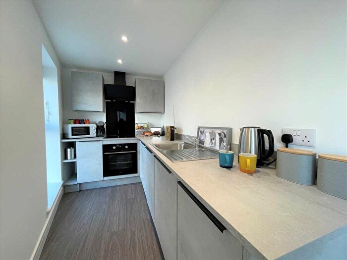 2 Bedroom Apartment To Rent In Winston Avenue, Plymouth, PL4