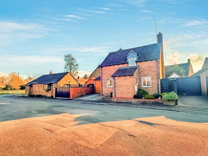 2 Bedroom Detached House For Sale In Bakers Lane, Norton, NN11