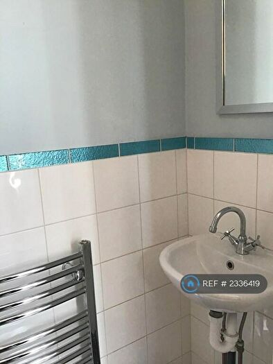 4 Bedroom Terraced House To Rent In North Lodge Avenue, Harrogate, HG1