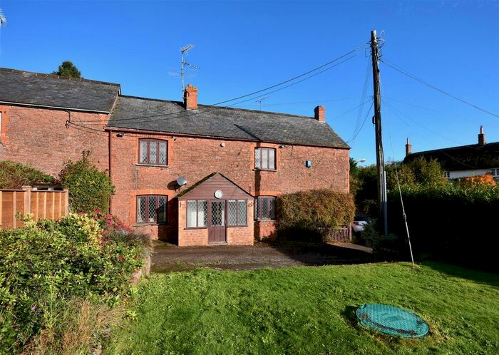 3 Bedroom End Of Terrace House For Sale In Lydeard St. Lawrence, Taunton, TA4