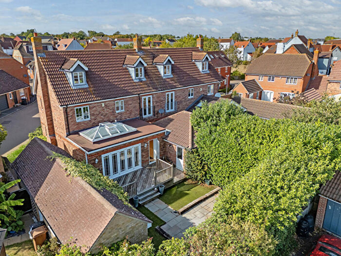 4 Bedroom Semi-Detached House For Sale In Gepp Place, Chelmsford, CM2