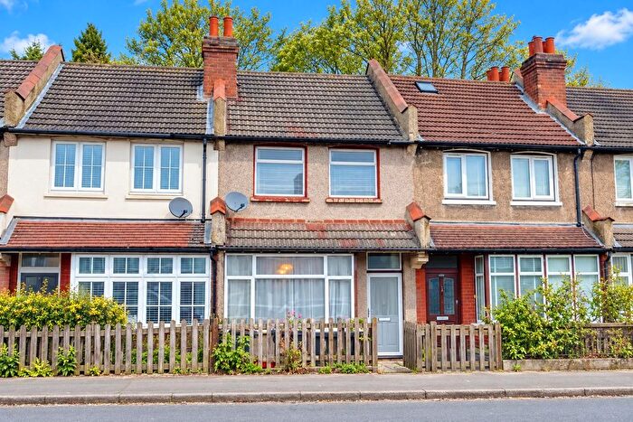 3 Bedroom Terraced House To Rent In Chipstead Valley Road, Coulsdon, CR5