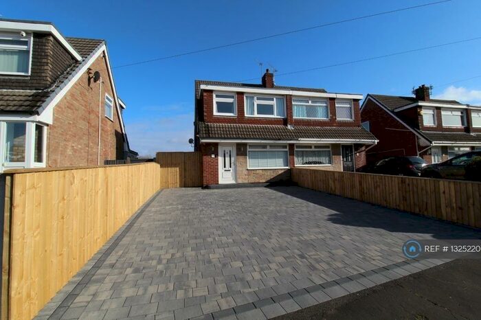 2 Bedroom Semi-Detached House To Rent In Tottenham Drive, Manchester, M23