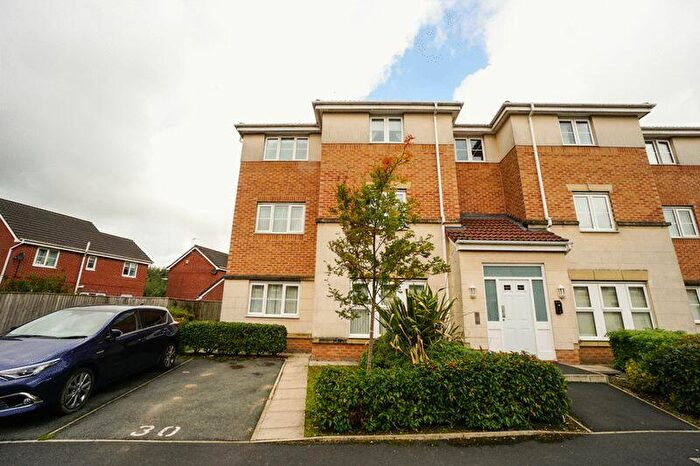 2 Bedroom Flat To Rent In Hazel Pear Close, Horwich, BL6